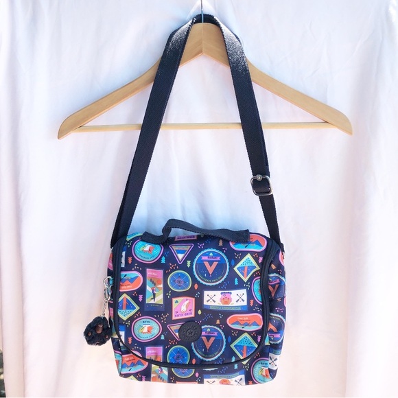 KIPLING | KICHIROU WANDERING ROADS PRINTED LUNCH BAG * LIMITED EDITION - Picture 4 of 11